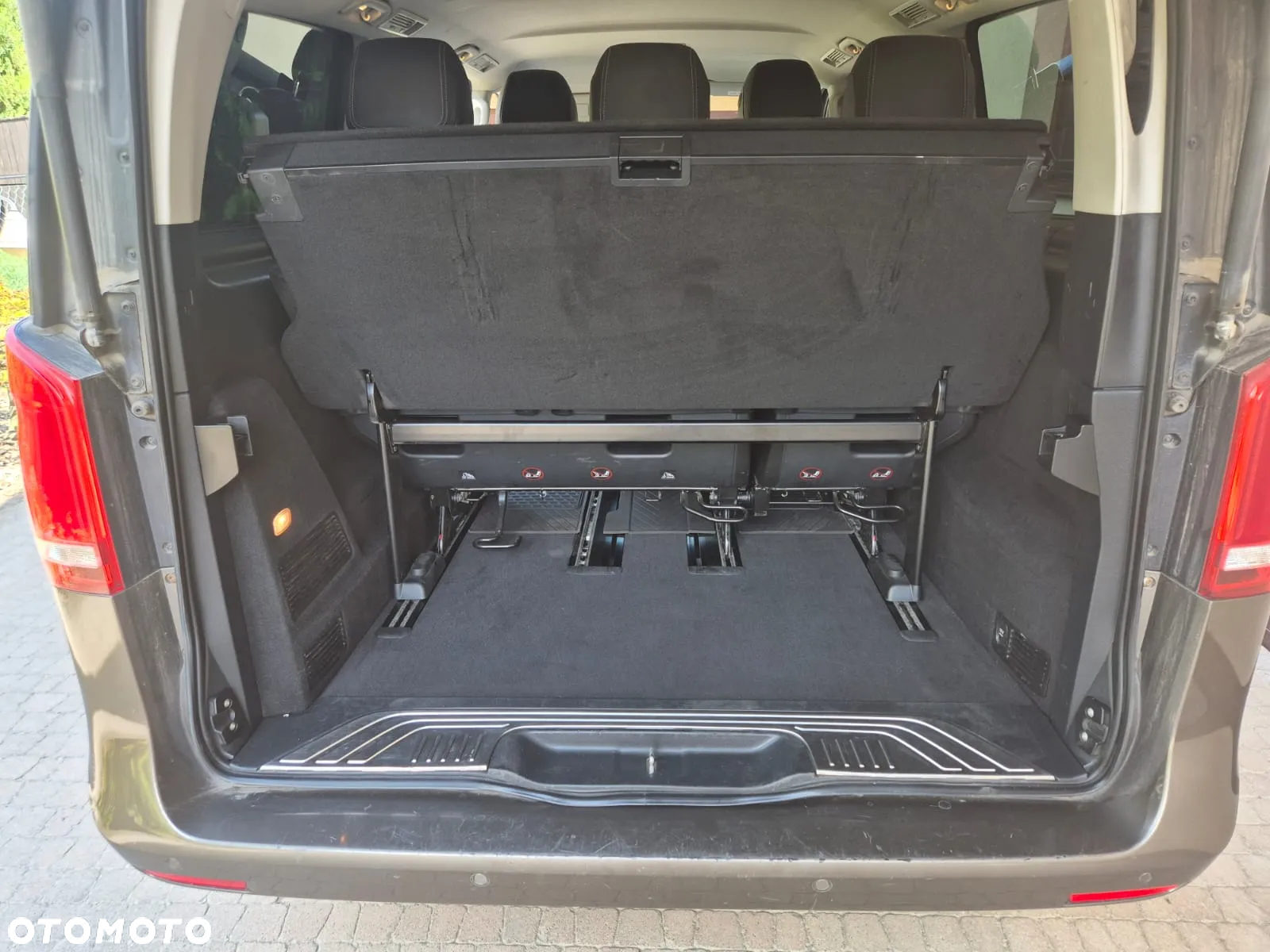 Mercedes-Benz Klasa V 220 CDI Avantgarde 7G-Tronic (d³ugi) - 18