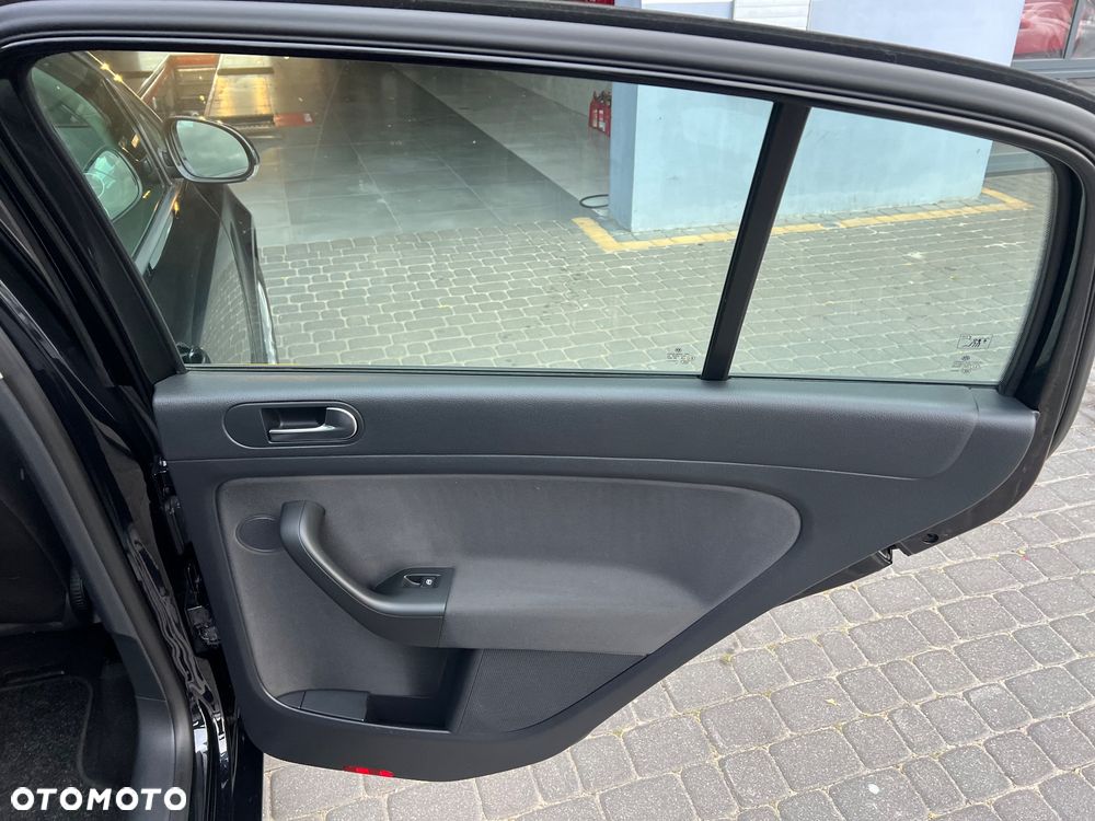 Volkswagen Golf Plus - 26