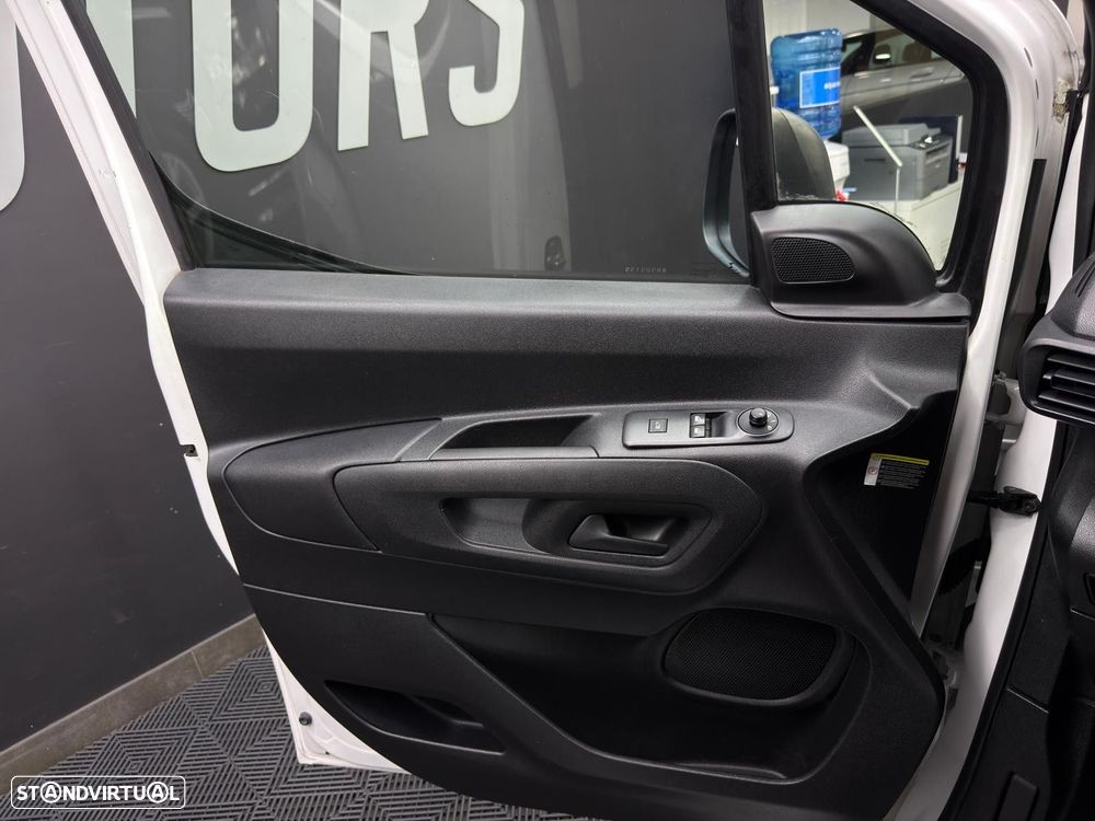 Peugeot Partner 1.6 BlueHDi Outdoor - 21