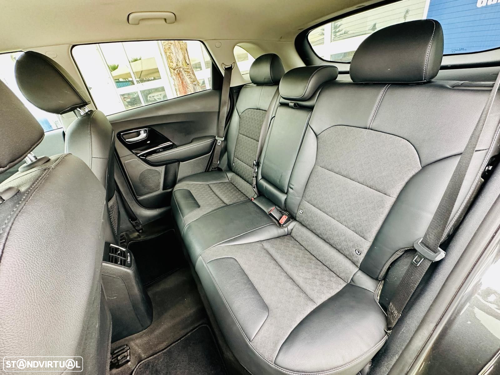 Kia Niro 1.6 GDi HEV Drive - 27
