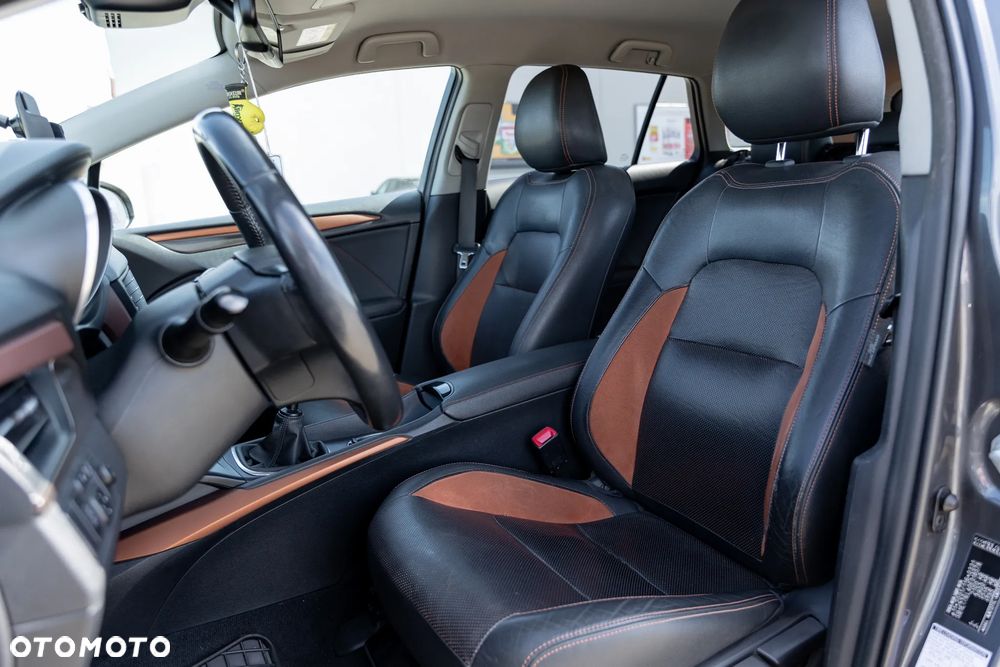 Toyota Avensis 2.0 D-4D Premium - 7