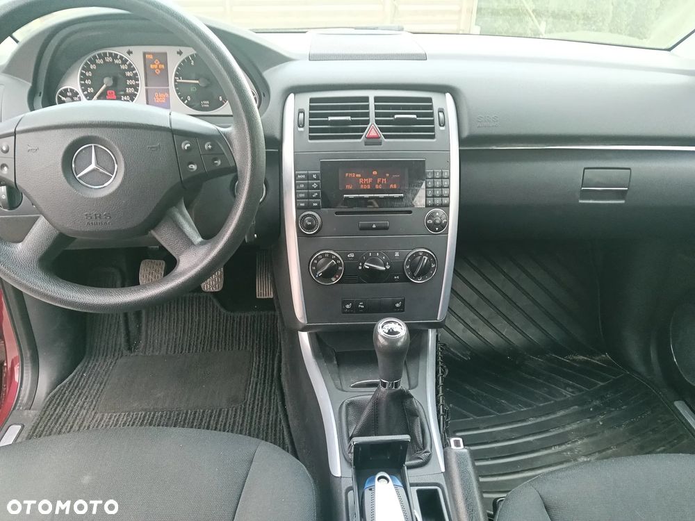 Mercedes-Benz Klasa B 180 CDI - 9