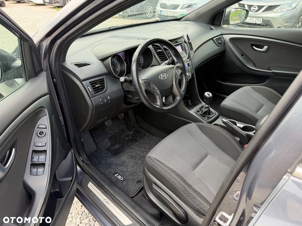 Hyundai i30 blue 1.6 GDI Trend - 23