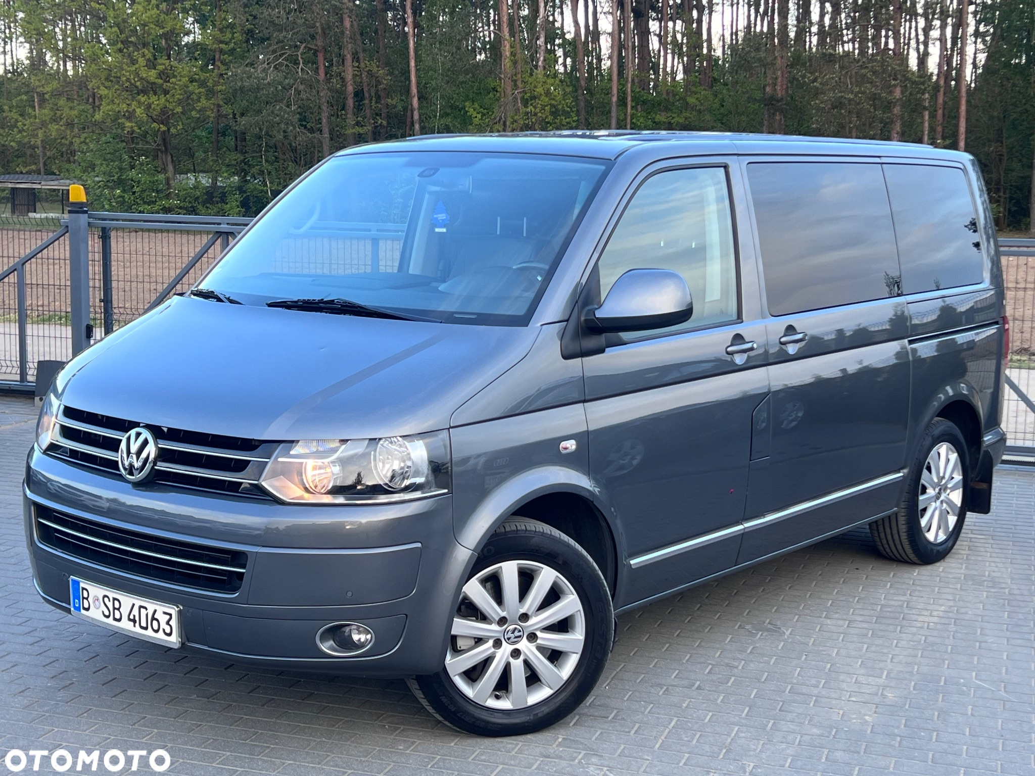 Volkswagen Multivan 2.0 BiTDI L1 Highline DSG - 31