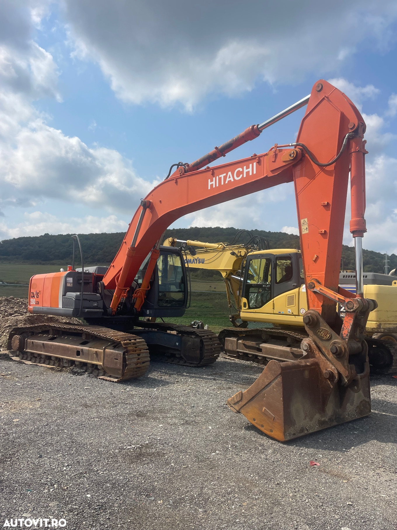 Hitachi 280 - 2