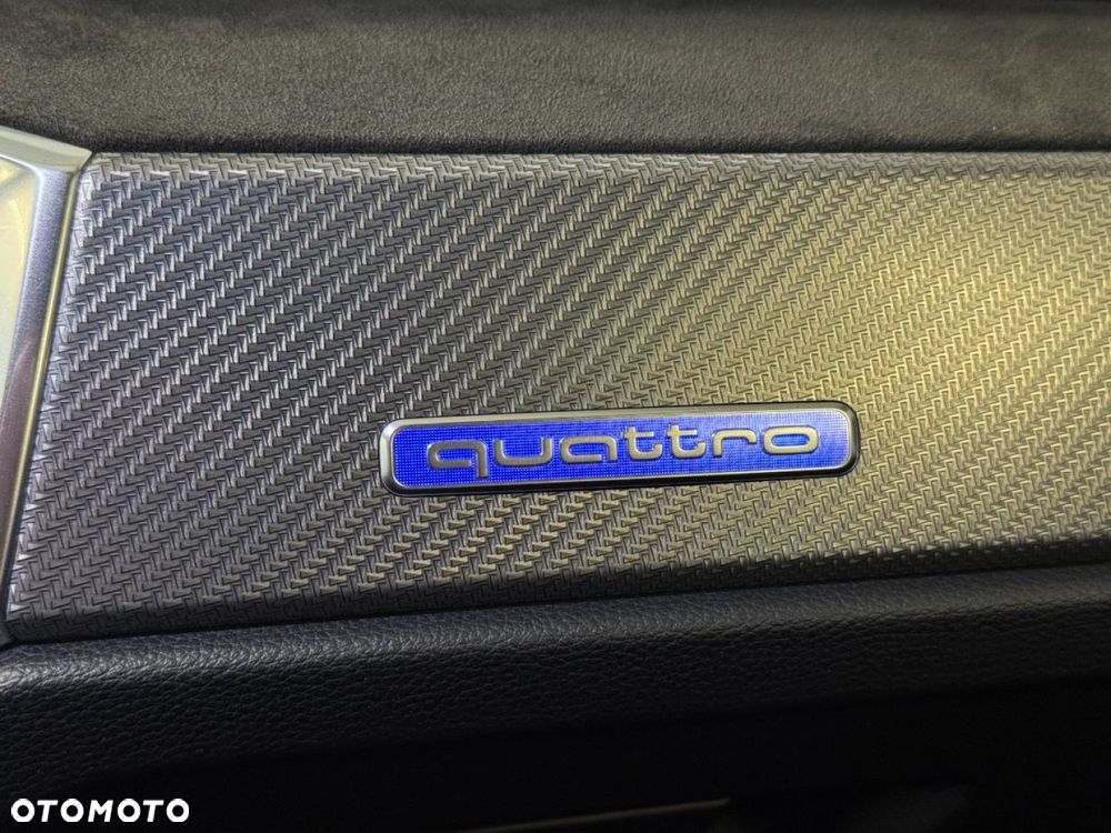 Audi RS Q3 Sportback - 37