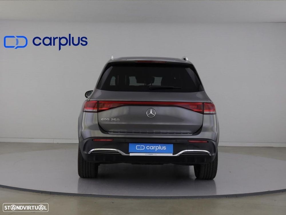 Mercedes-Benz EQB 250 AMG Line - 6