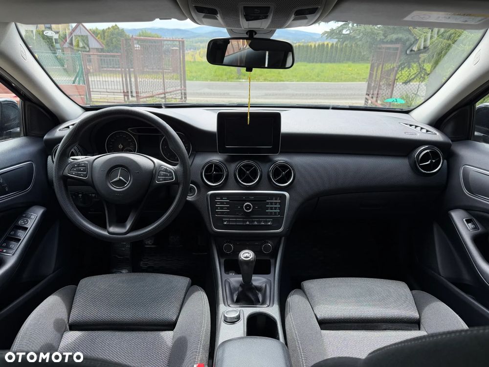 Mercedes-Benz Klasa A 180 d BlueEFFICIENCY Edition Style - 29