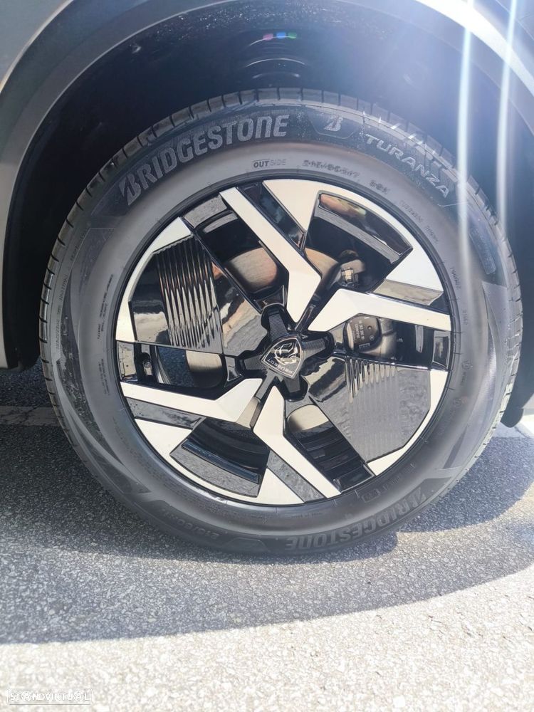 Peugeot 2008 1.2 Hybrid Allure e-DCS6 - 13