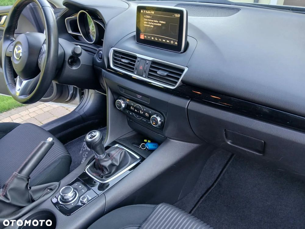 Mazda 3 - 15