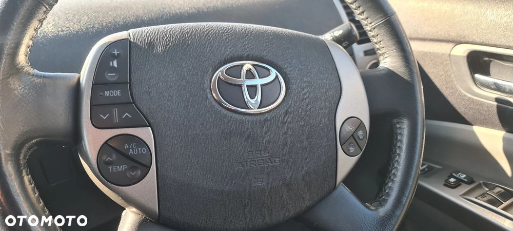 Toyota Prius 1.5 VVT-i Prestige - 17