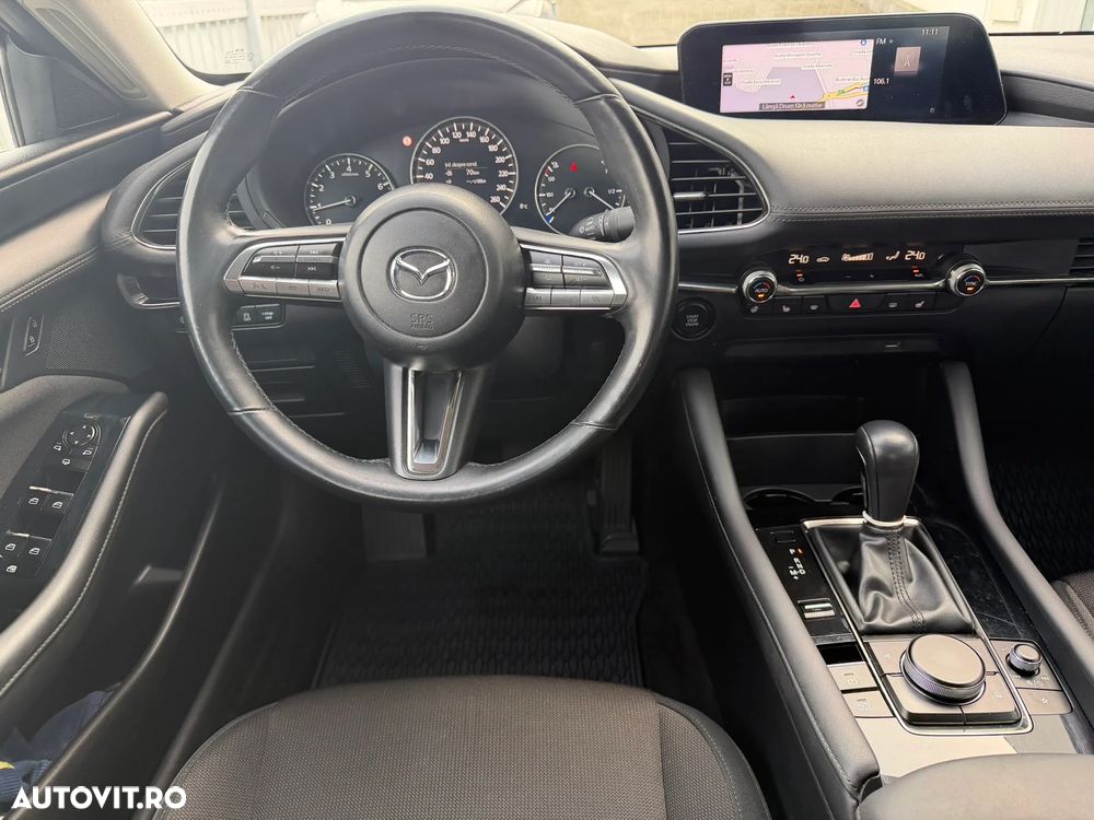 Mazda 3 G122 AT Plus - 12