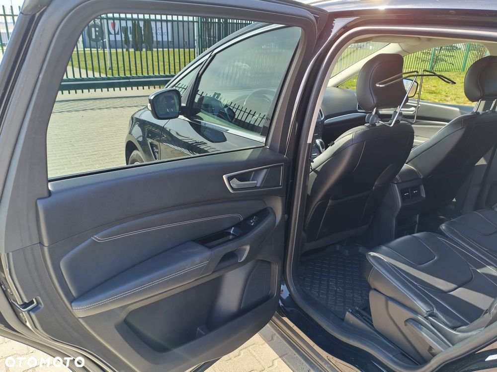 Ford S-Max 2.0 EcoBoost Titanium - 12