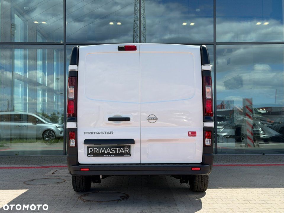 Nissan Primastar - 4