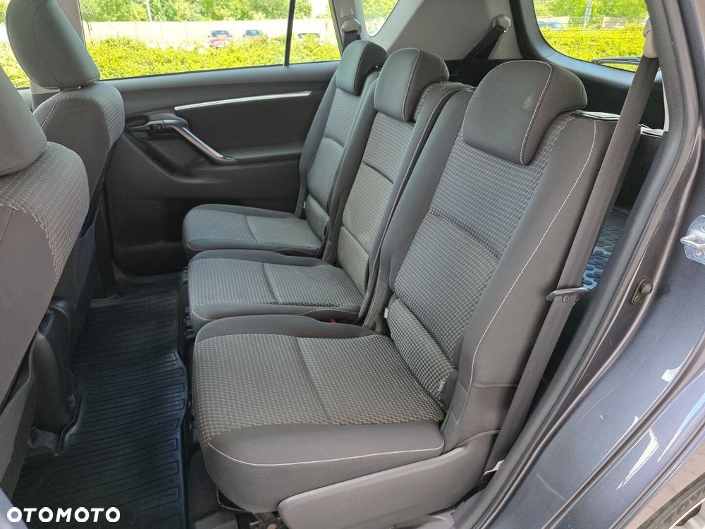 Toyota Verso - 17