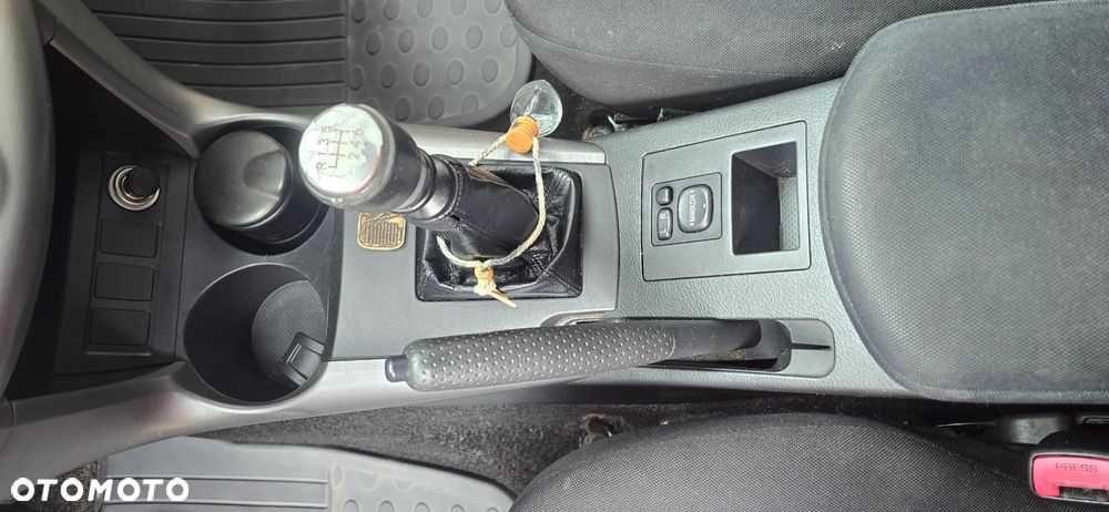 Toyota RAV4 2.2 D-4D Sol - 15