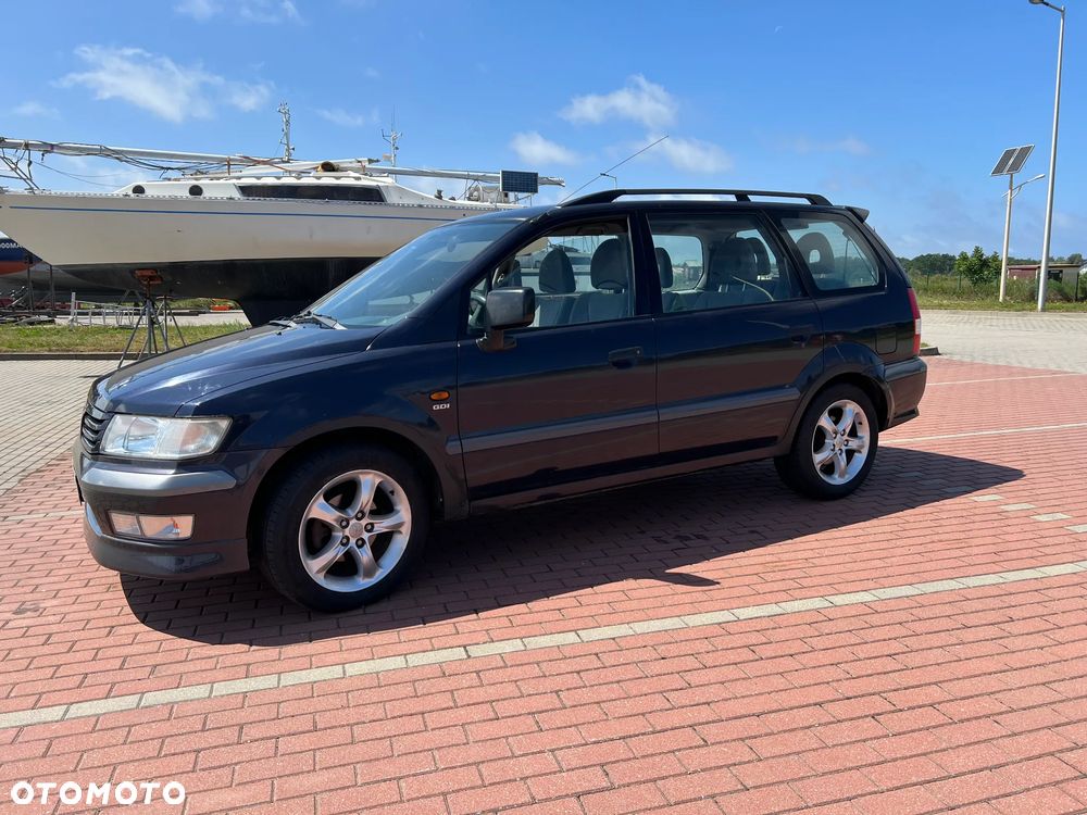 Mitsubishi Space Wagon 2.4 GDI Family - 2