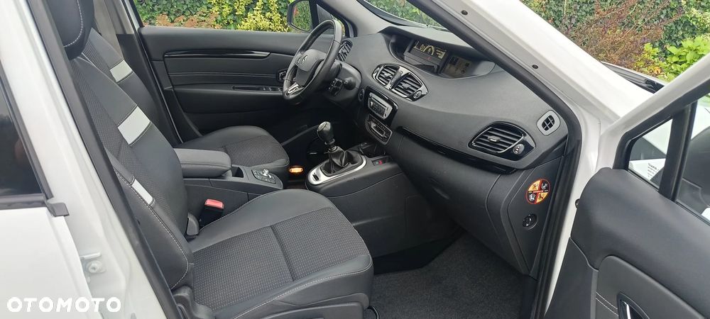 Renault Grand Scenic Energy dCi 130 Start & Stop Euro 6 Bose Edition - 16