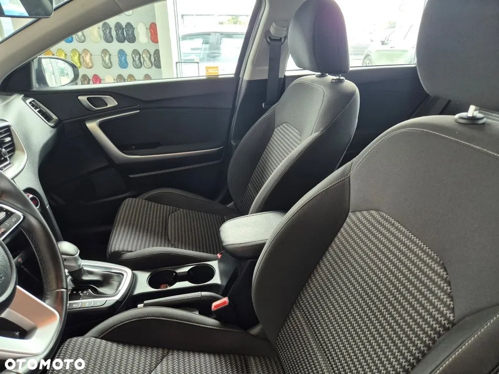 Kia Ceed 1.5 T-GDI M DCT - 16