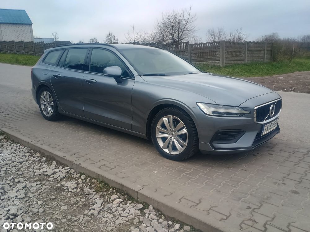 Volvo V60 D3 Geartronic Momentum - 1