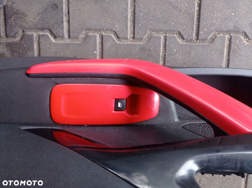 PEUGEOT 208 BOCZKI TYLNE PRZEDNIE - 10