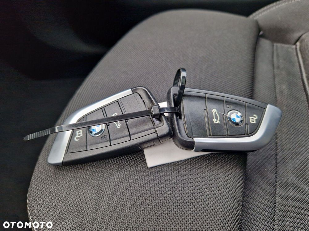 BMW Seria 2 220i GT Advantage sport - 26
