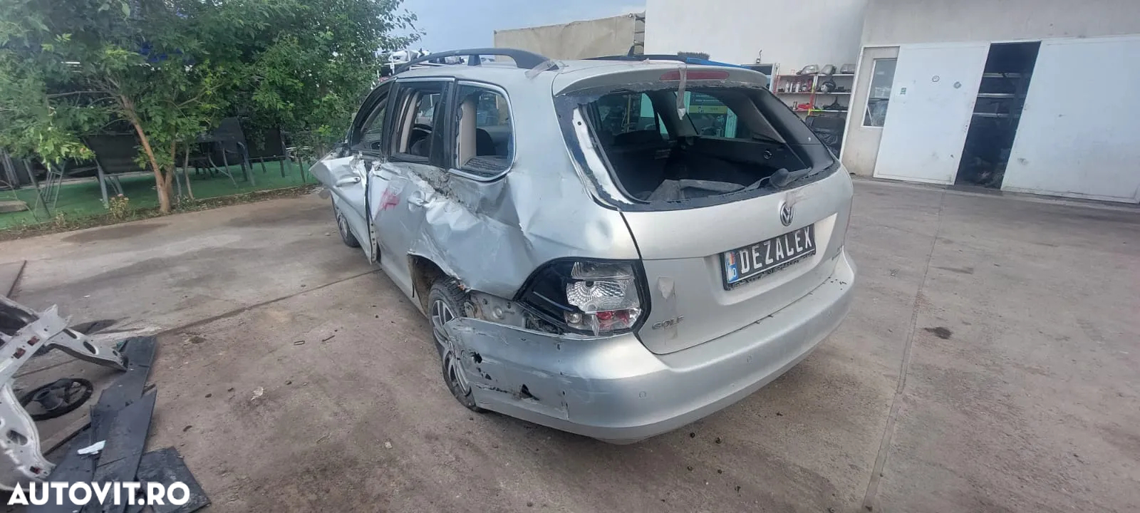 Dezmembrari Volkswagen Golf 6 Combi 1.6 TDI CAY - 2