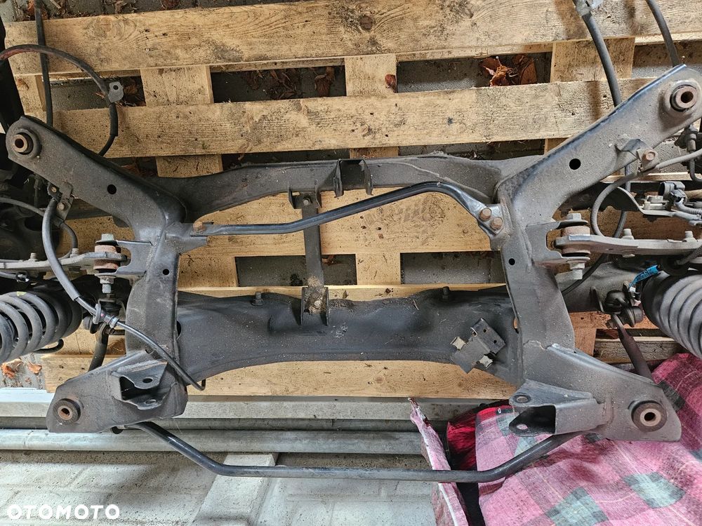Mitsubishi Eclipse Cross 4WD Sanki Wózek Zawieszenia Tył 17-21r - 1