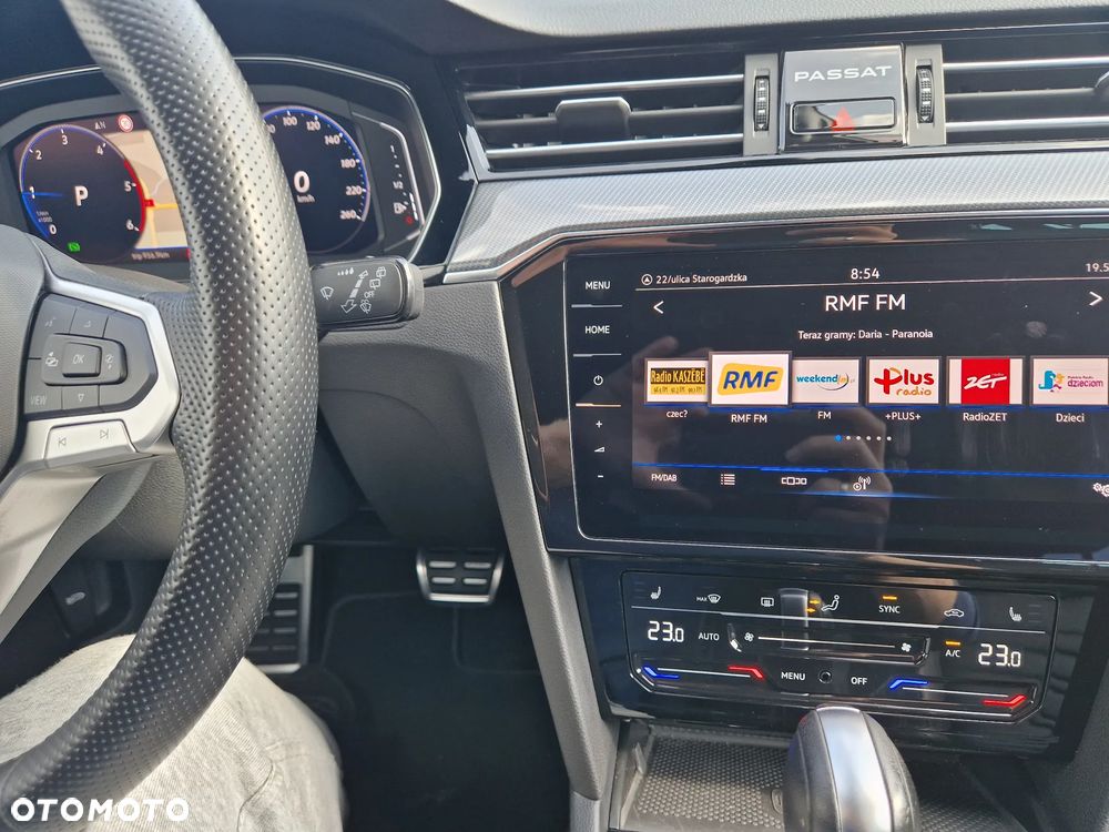 Volkswagen Passat 2.0 TDI SCR DSG Business - 12