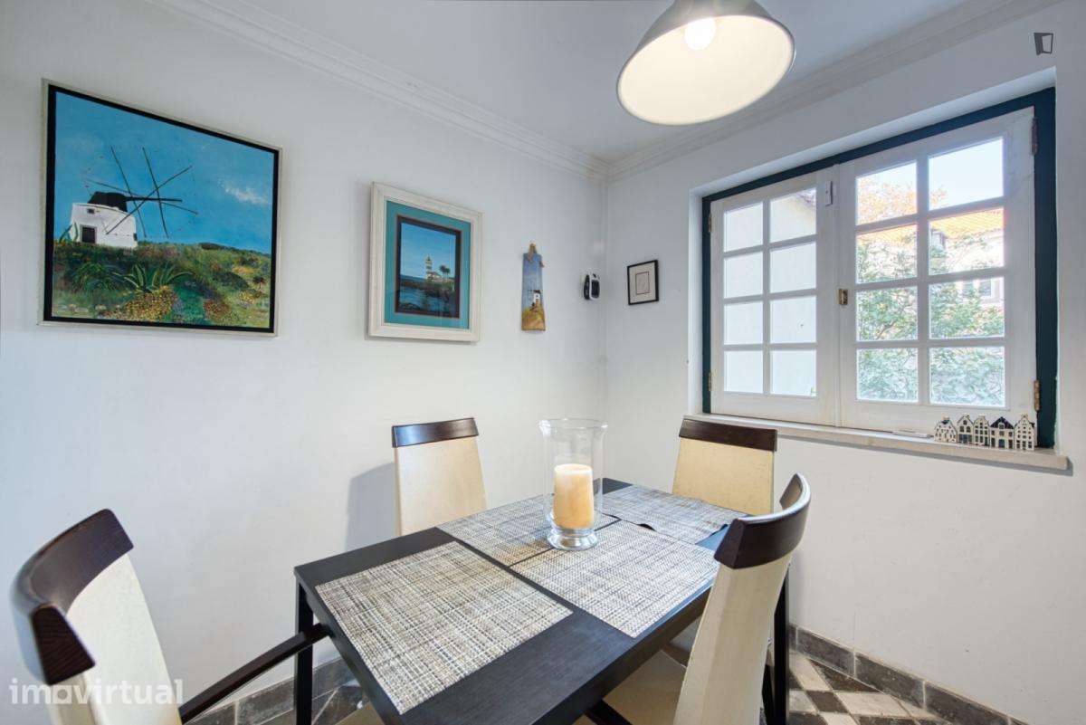 Quarto - localizado em Carcavelos Lisbon - Grande imagem: 3/12