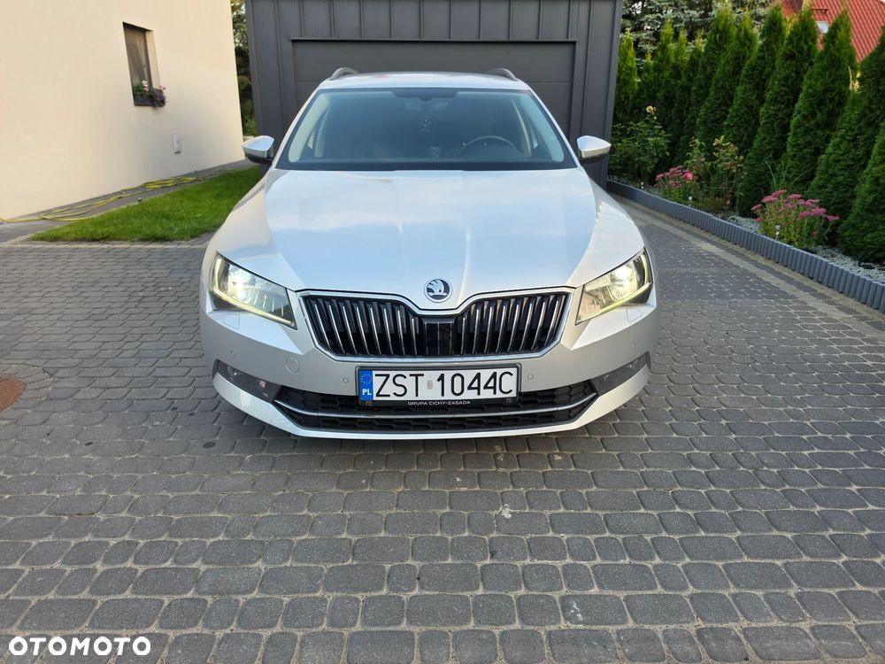 Skoda Superb 2016 photo 3