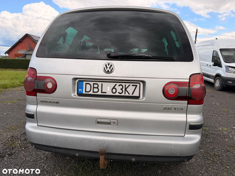 Volkswagen Sharan 2.0 TDI Highline - 6