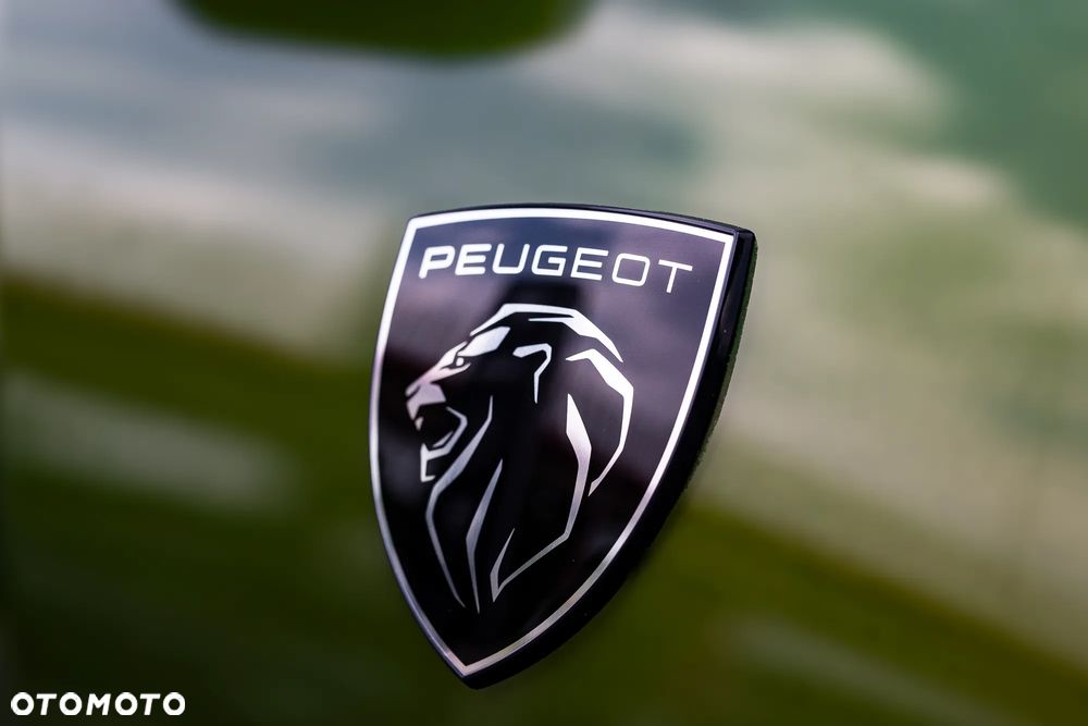 Peugeot 408 1.6 Plug-in Hybrid 240 GT Exclusive e-DCS7 - 12