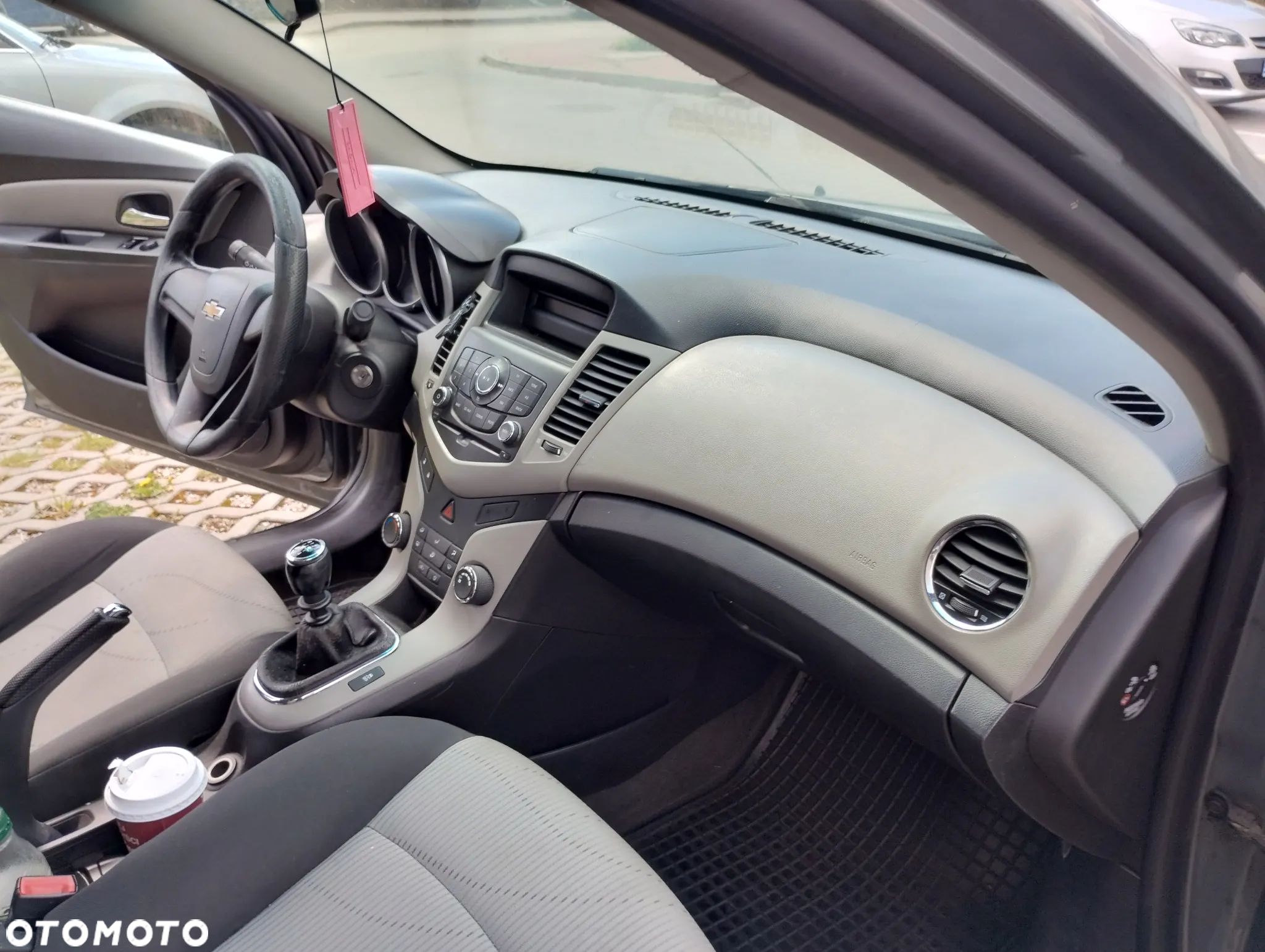 Chevrolet Cruze - 13