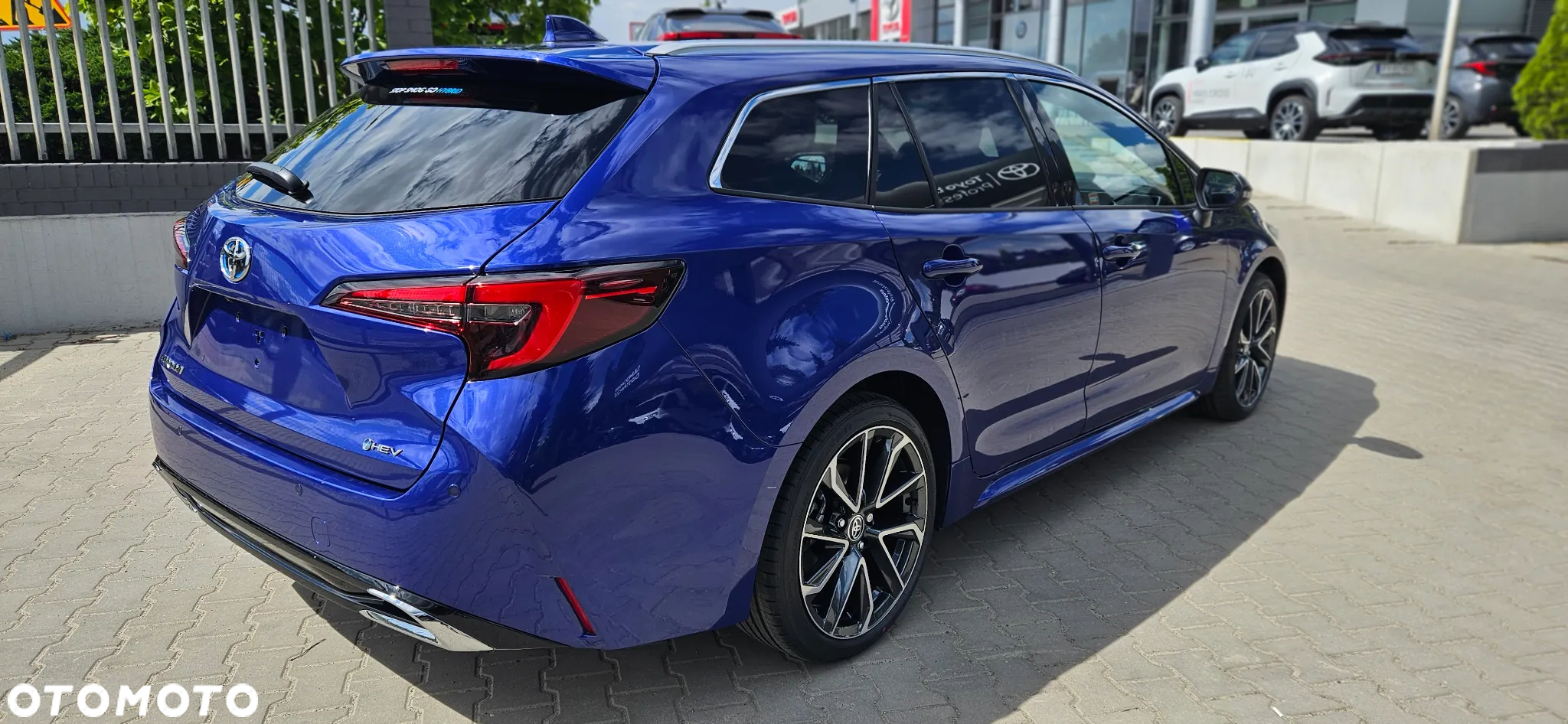 Toyota Corolla 1.8 Hybrid Executive - 4