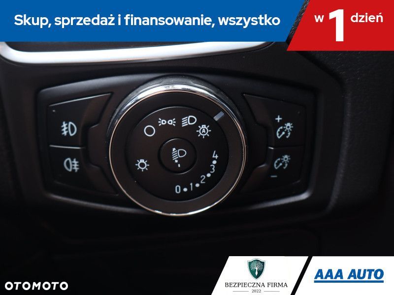 Ford Focus SW - 18
