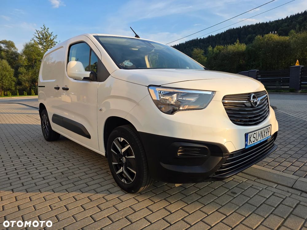 Opel Combo 1.2 benzyna Vat! rok2020 navi klima 3-osobowy tempomat grzana szyba fotele hak - 18