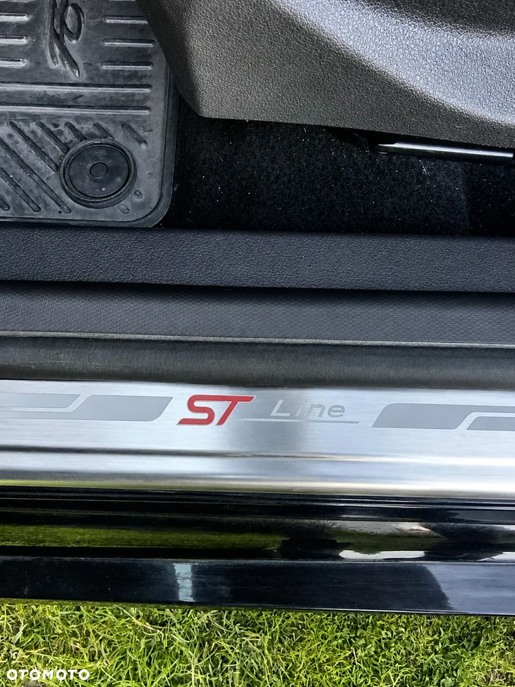 Ford Focus 1.5 EcoBoost ST-Line - 3
