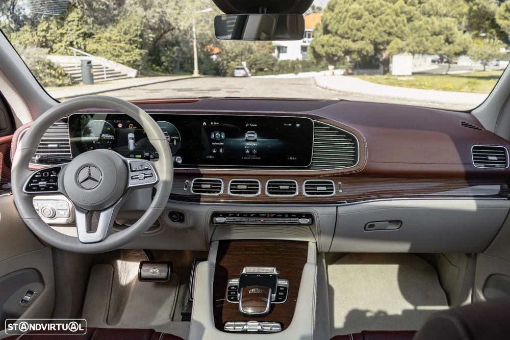 Mercedes-Benz GLS 600 Maybach 4Matic - 36