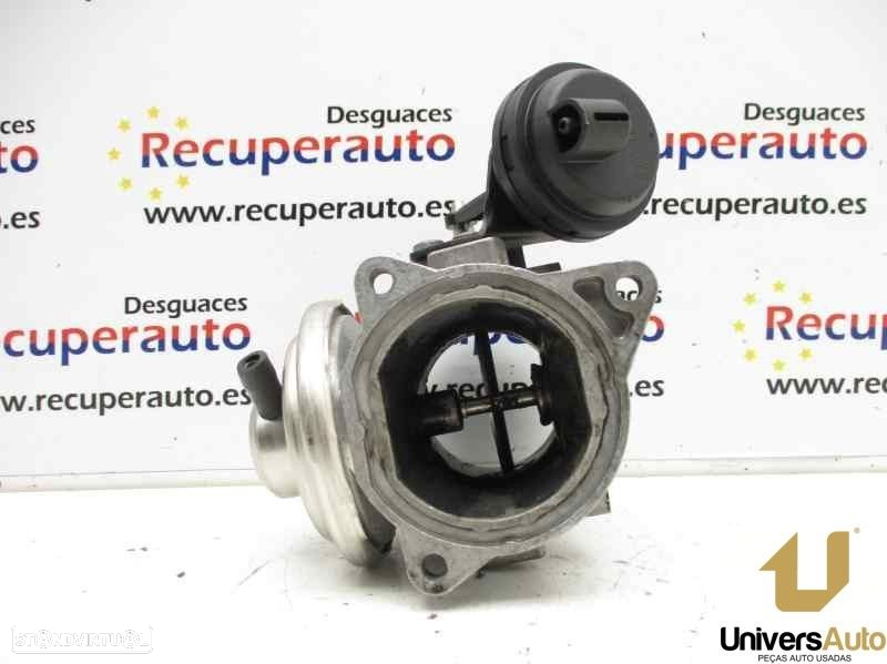 VALVULA EGR VOLKSWAGEN PASSAT VARIANT 2001 -038129637L - 4