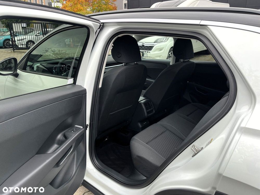 Volkswagen T-Roc 1.5 eTSI Life DSG - 26