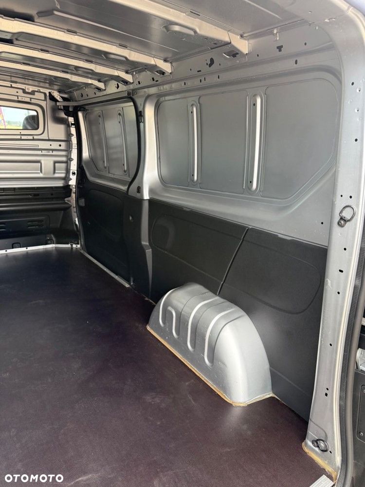 Renault Trafic - 40