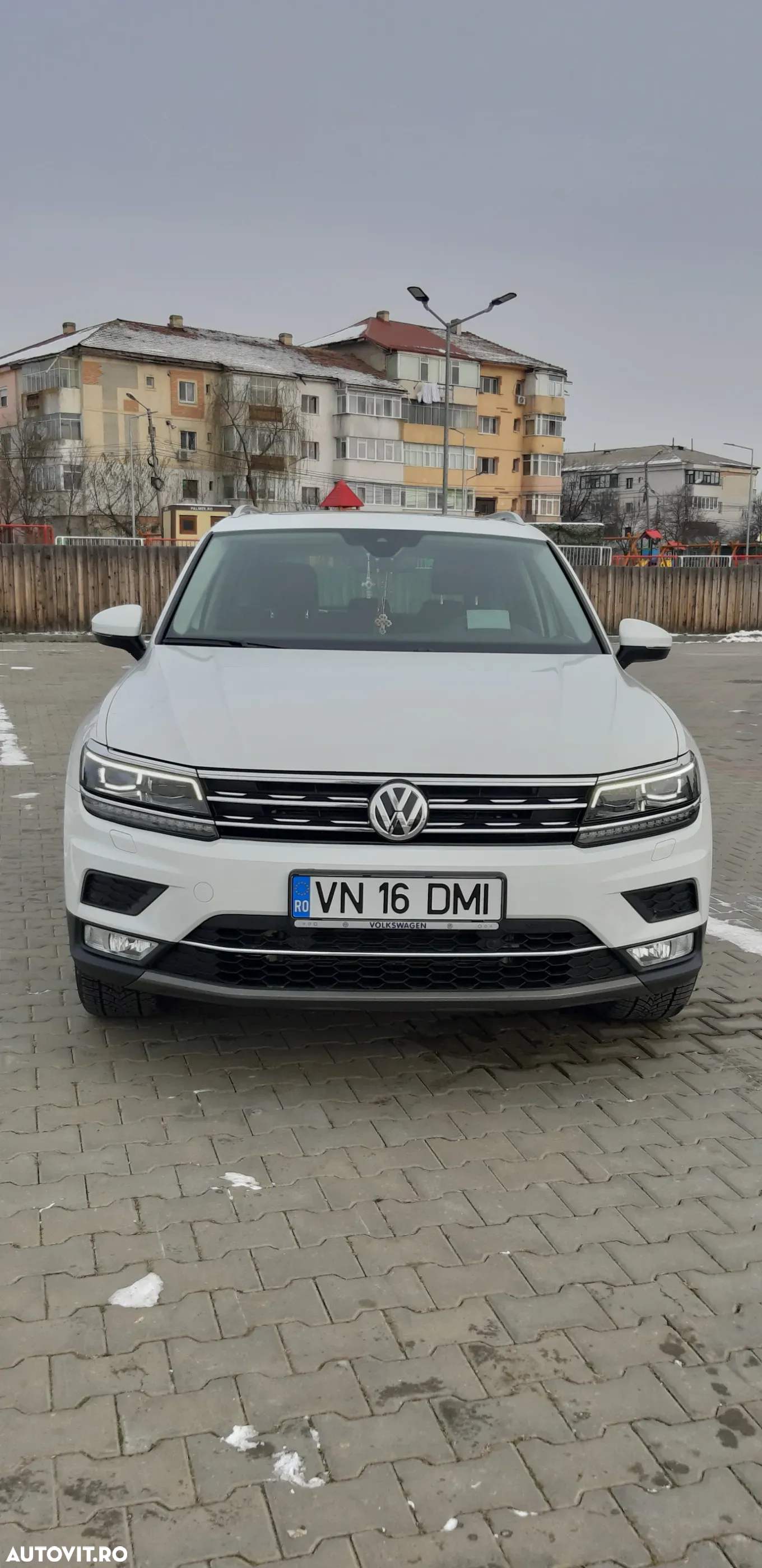 Volkswagen Tiguan - 3