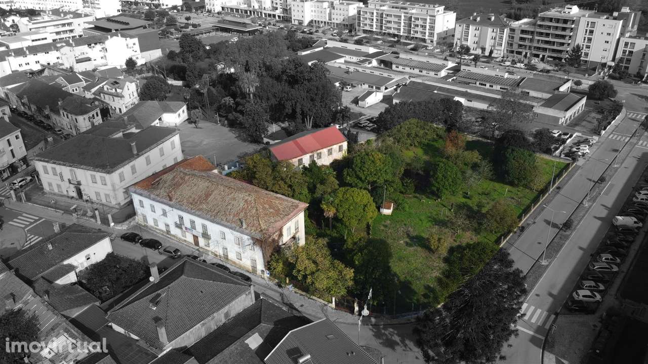 Edifício senhorial - Centro de Anadia - Grande imagem: 3/41