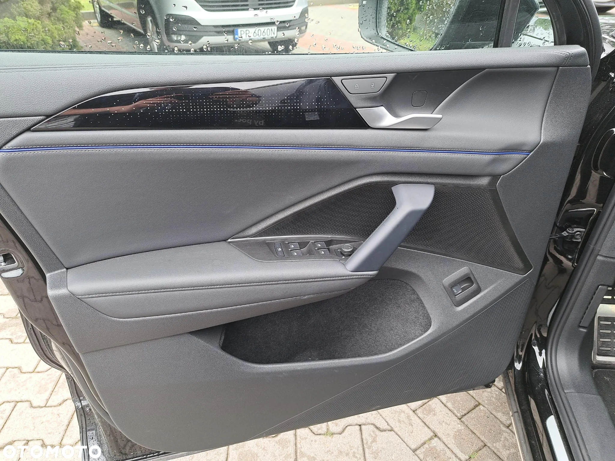 Volkswagen Tiguan 2.0 TDI 4Mot R-Line Plus DSG - 9