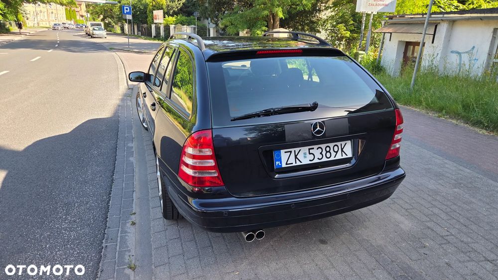Mercedes-Benz Klasa C 180 Kompressor Avantgarde Sport Edition - 7