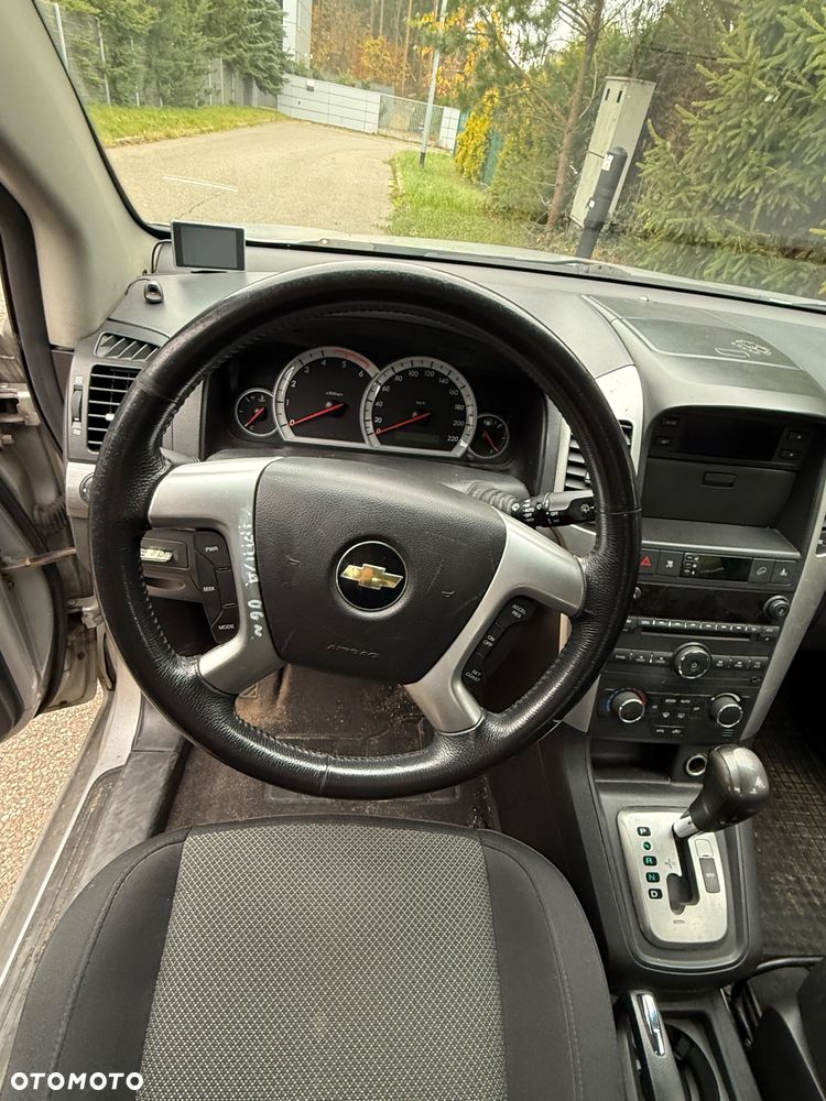 Chevrolet Captiva - 9