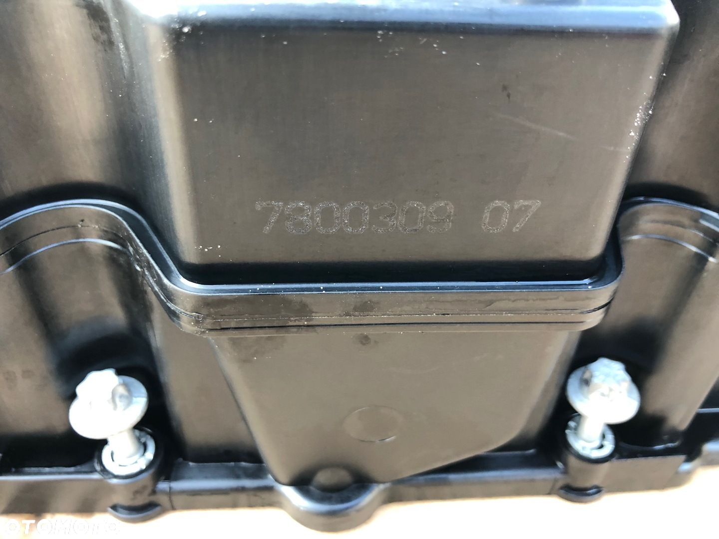 POKRYWA ZAWORÓW BMW 3.0 D N57D30A - 4