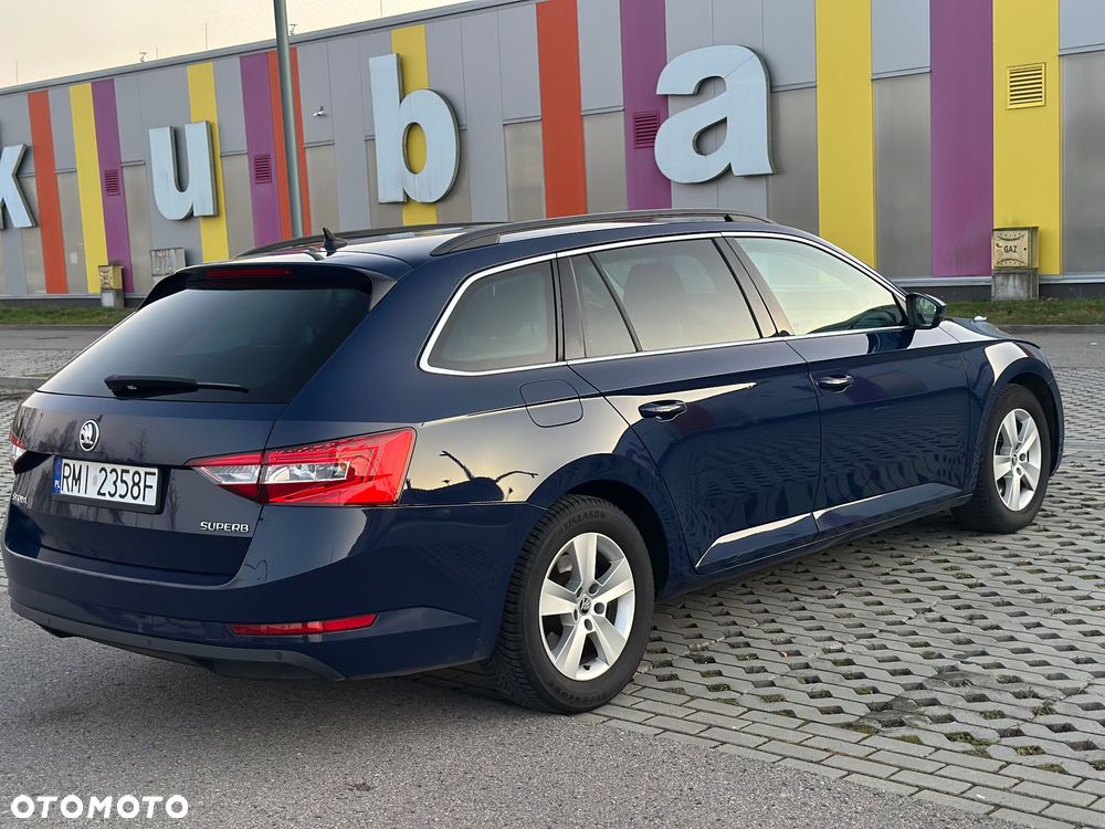 Skoda Superb 1.6 TDI Ambition - 6