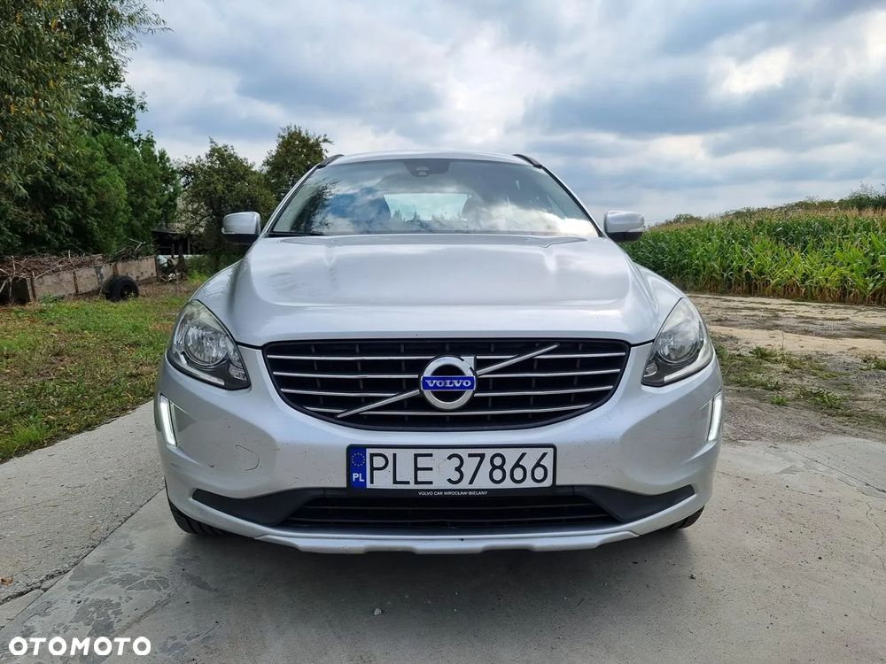 Volvo XC 60 - 6